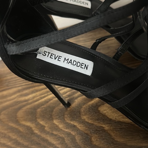 NEW Steve Madden Sinclair Satin Bow Strappy Rhinestone Heels - Picture 8 of 11